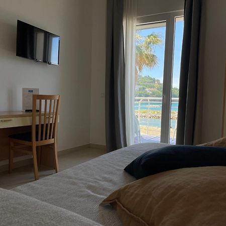 Hotel Mare Агрополи Экстерьер фото